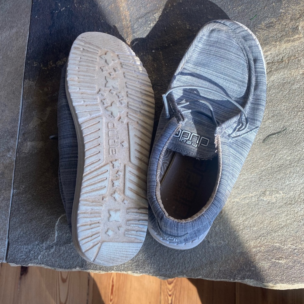 Hey Dude Shoes| Youth 5 | Ladies 6